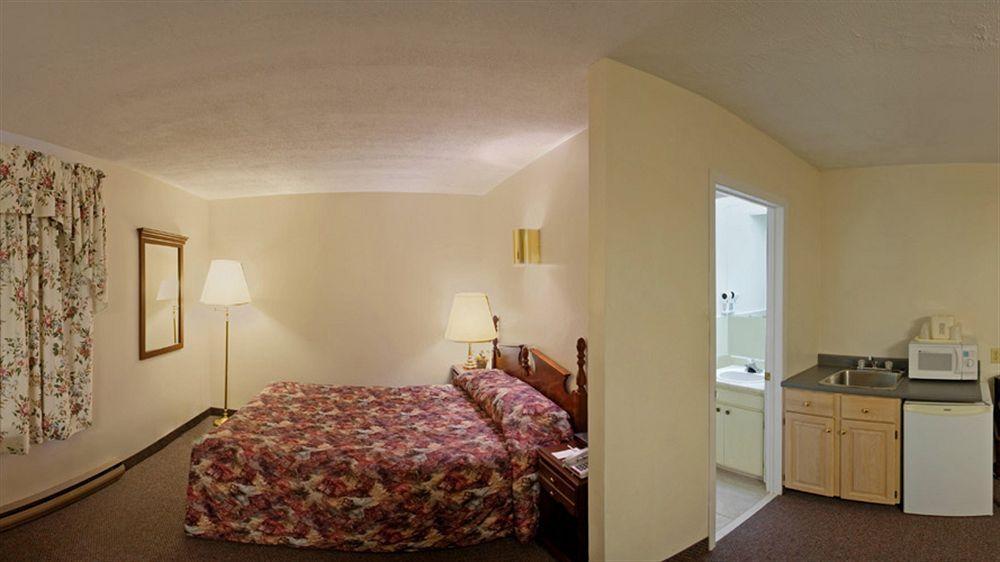 Econo Lodge Inn & Suites Saint John Ngoại thất bức ảnh